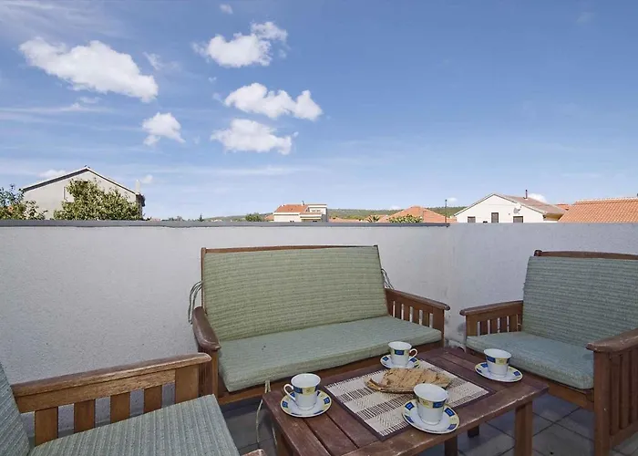 In - Zadar Riviera 8203 Apartamento Sukošan